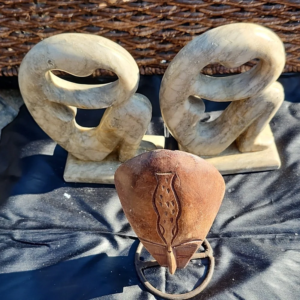 Statues - Picture 8 of 8